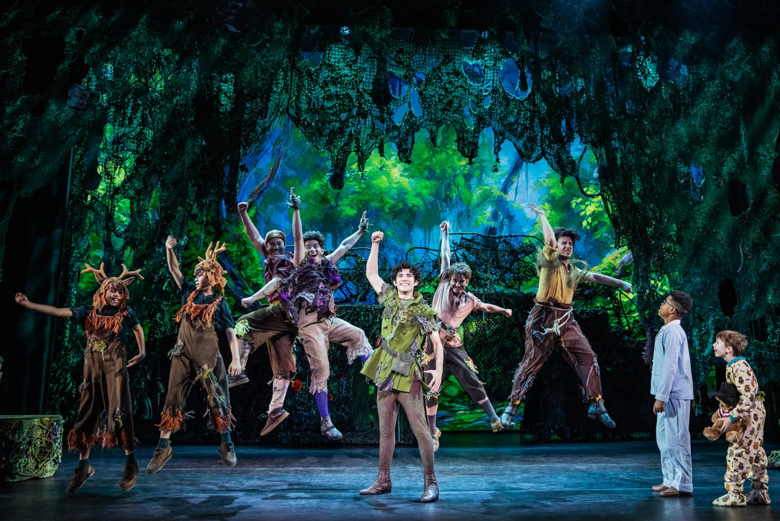 KRAVIS CENTER Announces 20242025 Kravis on Broadway Season South